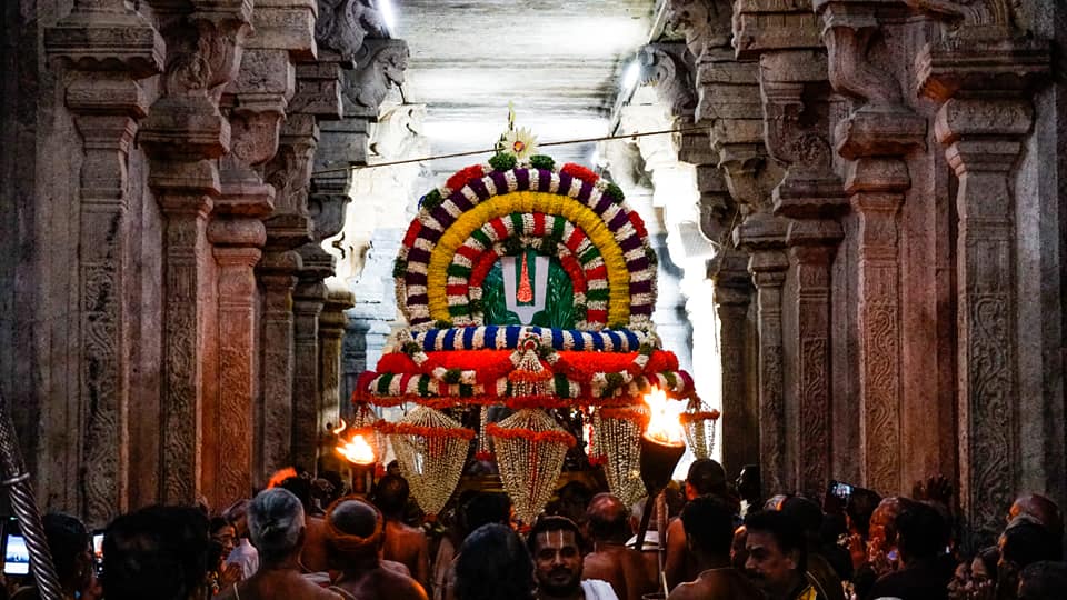 2024 ஸ்ரீரங்கம் சித்திரை திருவிழா ஆளும் பல்லாக்குடன் நிறைவு - tamilnadutemplenet - 09